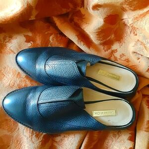 Louise et Cie Beige and Black Shoes